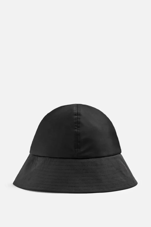 SOMBRERO BUCKET TÉCNICO X NANUSHKA