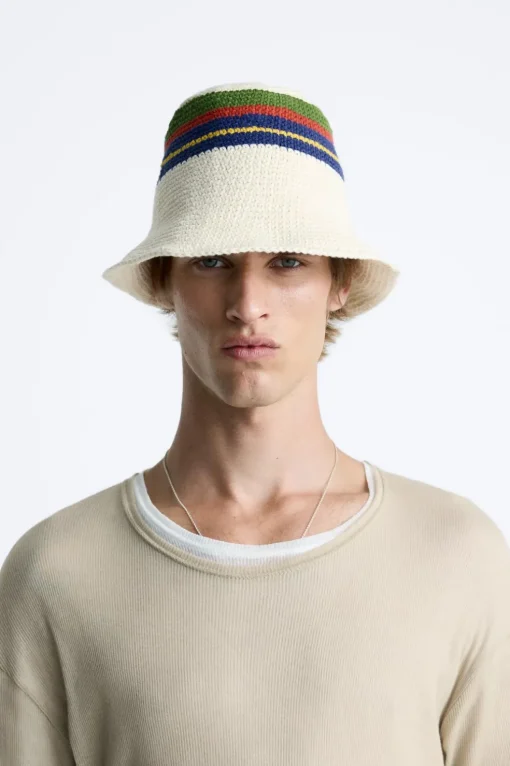 SOMBRERO CROCHET BANDAS