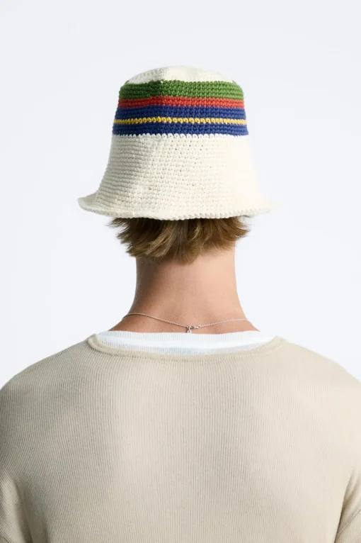 SOMBRERO CROCHET BANDAS