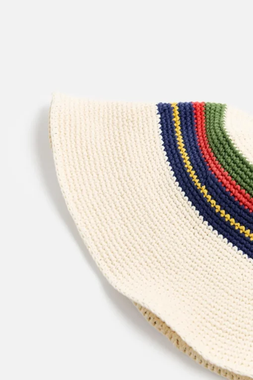 SOMBRERO CROCHET BANDAS