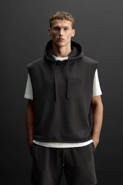 SUDADERA CAPUCHA BORDADO