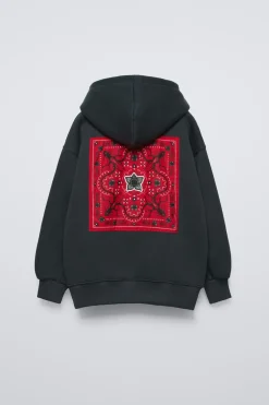 SUDADERA CAPUCHA STRANGER THINGS ™/ © NETFLIX