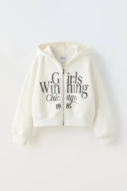 SUDADERA CREMALLERA TEXTO CROP FIT