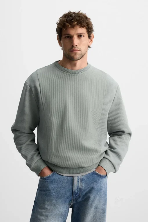 SUDADERA ESTRUCTURA ACOLCHADA