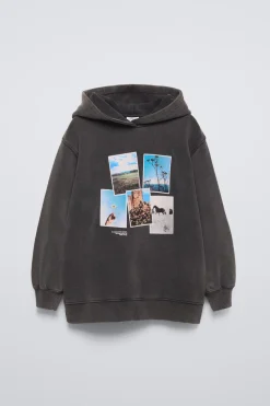 SUDADERA FOTOGRAFÍA OVERSIZE FIT