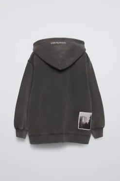 SUDADERA FOTOGRAFÍA OVERSIZE FIT