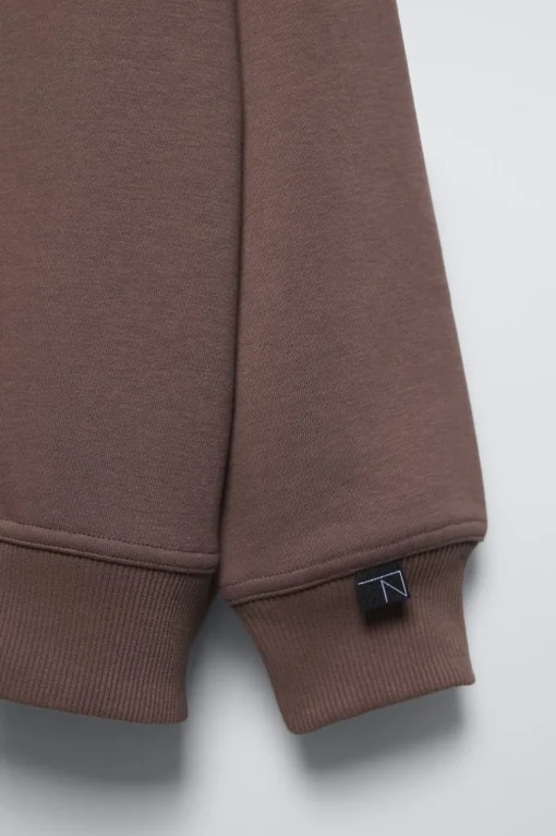 SUDADERA LISA BORDADO