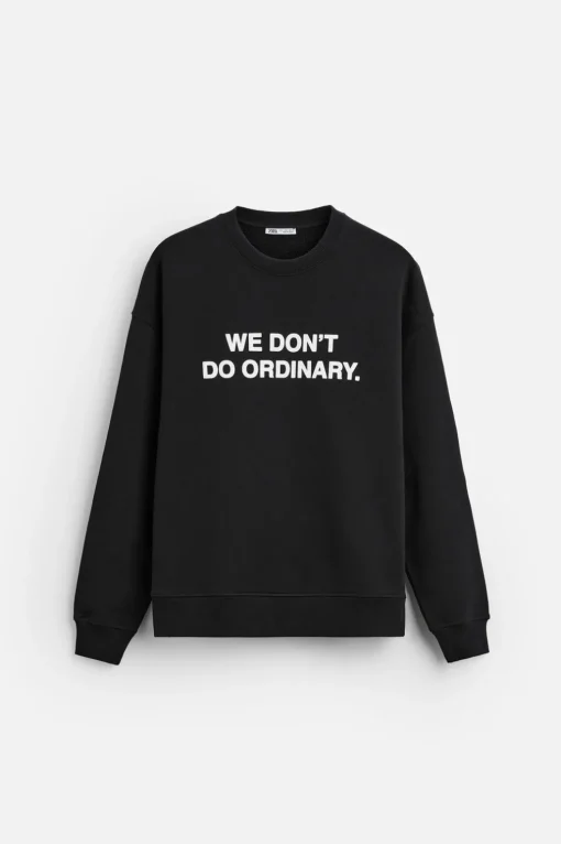 SUDADERA TEXTO ESTAMPADO