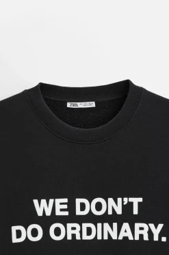 SUDADERA TEXTO ESTAMPADO