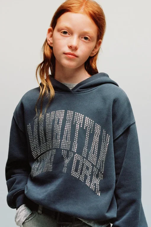 SUDADERA TEXTO STRASS