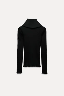 TOP CANALÉ CUELLO ALTO