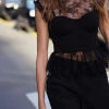 TOP ENCAJE COMBINADO