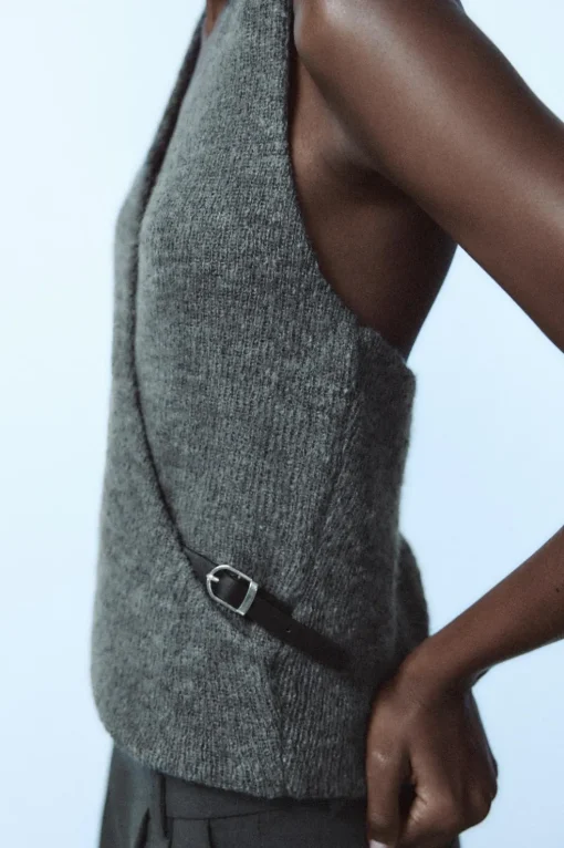 TOP HALTER CINTURÓN