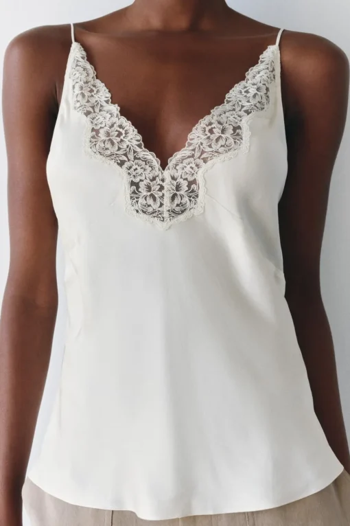 TOP SATINADO ENCAJE ZW COLLECTION
