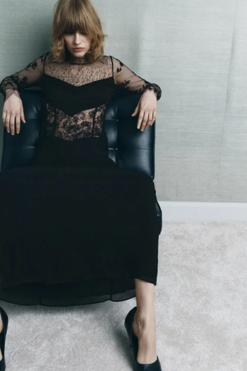 VESTIDO COMBINADO ENCAJE ABALORIOS