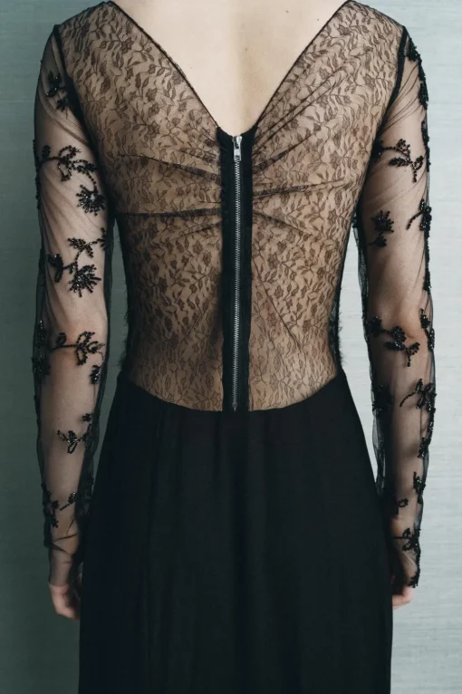 VESTIDO COMBINADO ENCAJE ABALORIOS