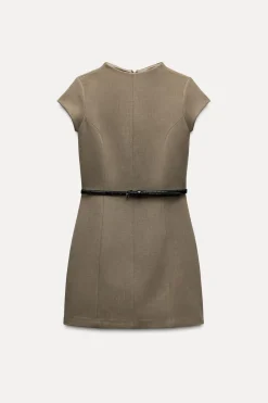 VESTIDO CORTO CINTURÓN