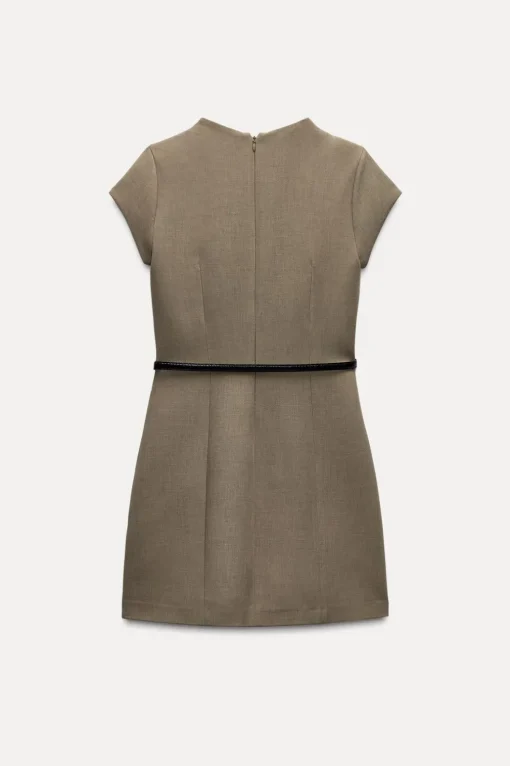 VESTIDO CORTO CINTURÓN