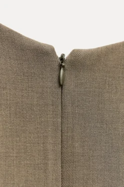 VESTIDO CORTO CINTURÓN