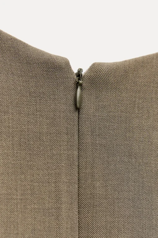 VESTIDO CORTO CINTURÓN