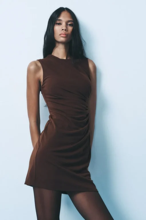 VESTIDO CORTO DRAPEADO