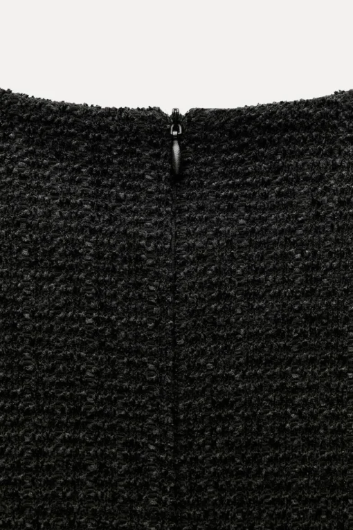 VESTIDO CORTO ESTRUCTURA