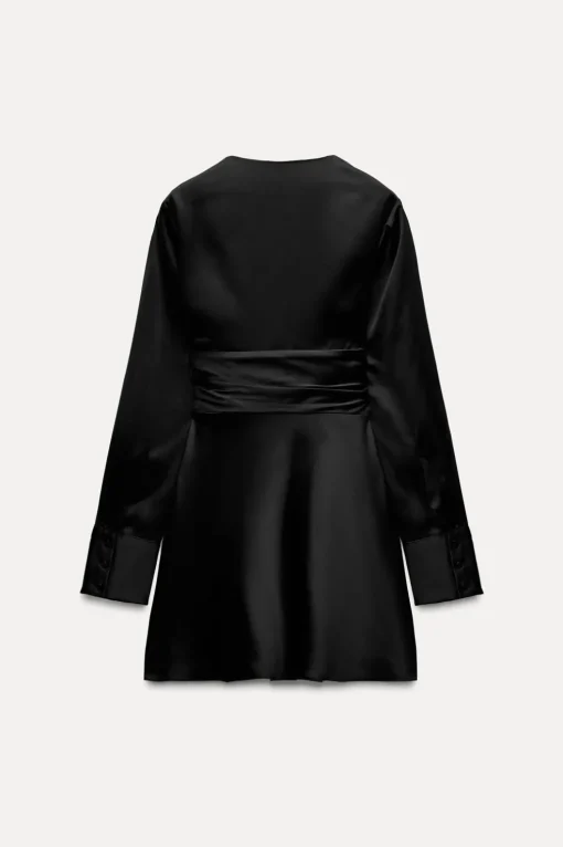 VESTIDO CORTO SATINADO
