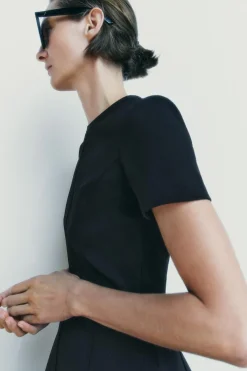 VESTIDO CORTO SKATER