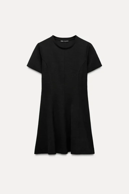 VESTIDO CORTO SKATER
