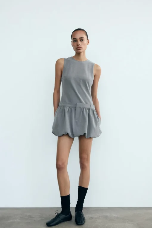 VESTIDO CORTO VOLUMEN