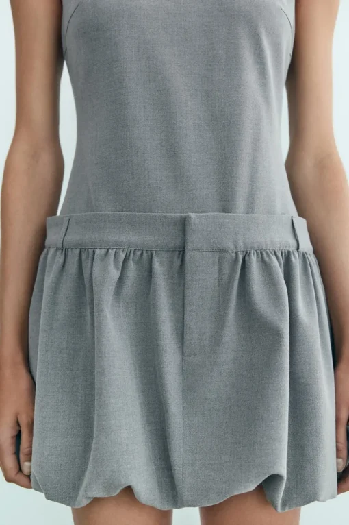 VESTIDO CORTO VOLUMEN