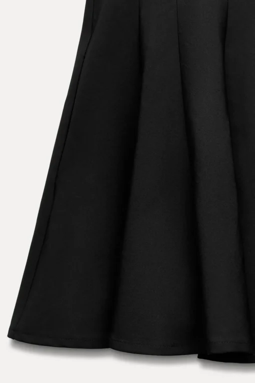 VESTIDO CORTO VUELO
