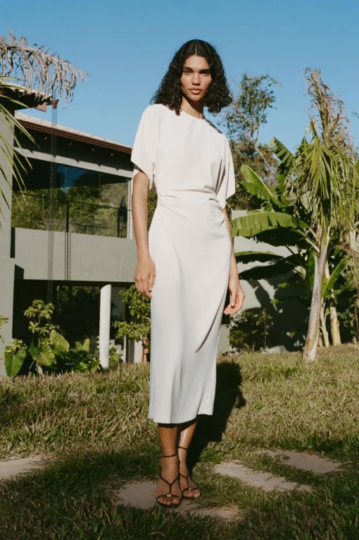 VESTIDO ENTALLADO DRAPEADO
