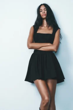 VESTIDO ESCOTE CUADRADO PLIEGUES