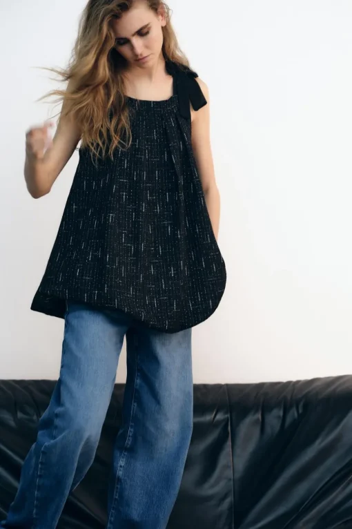 VESTIDO GLOBO TIRANTE LAZO