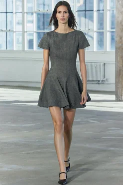 VESTIDO GODETS ESPIGA ZW COLLECTION