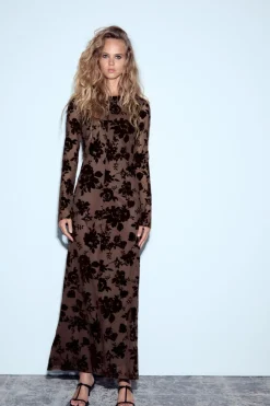 VESTIDO LARGO TUL FLOCADO