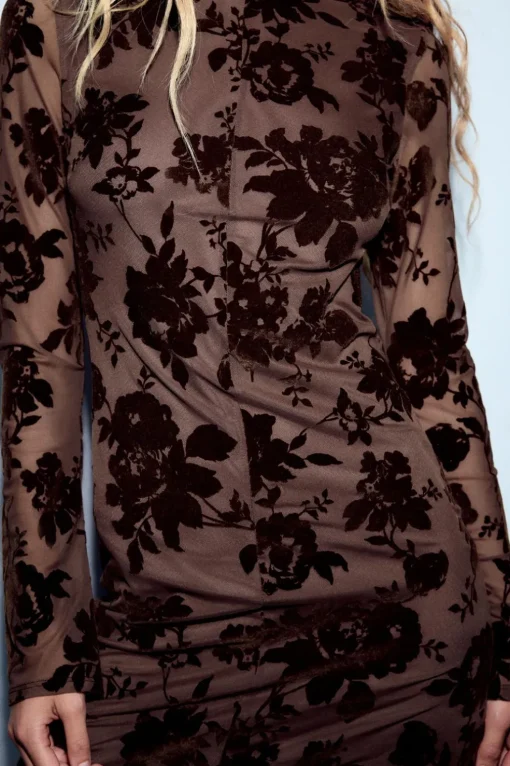 VESTIDO LARGO TUL FLOCADO