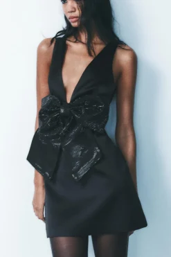 VESTIDO LAZO STRASS