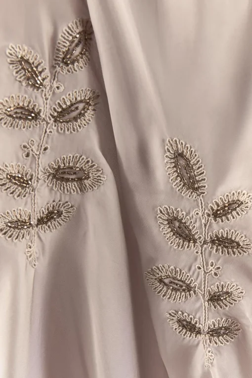 VESTIDO LENCERO BORDADOS ABALORIOS