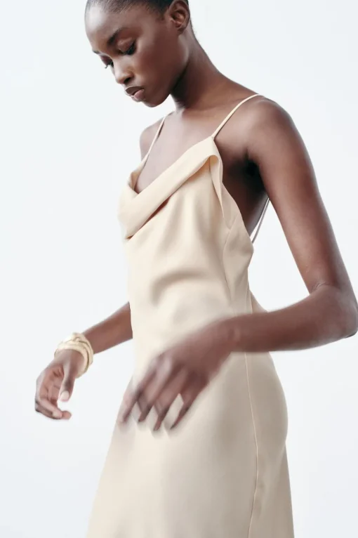 VESTIDO LENCERO SATINADO