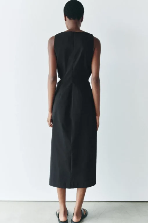 VESTIDO MIDI CUT OUT ZW COLLECTION