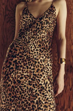 VESTIDO MIDI ESTAMPADO ANIMAL ZW COLLECTION