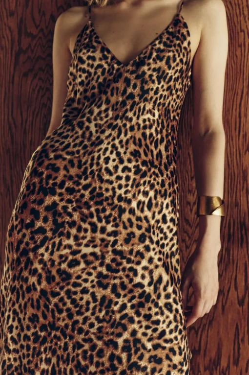 VESTIDO MIDI ESTAMPADO ANIMAL ZW COLLECTION