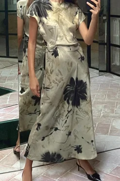 VESTIDO MIDI SATINADO