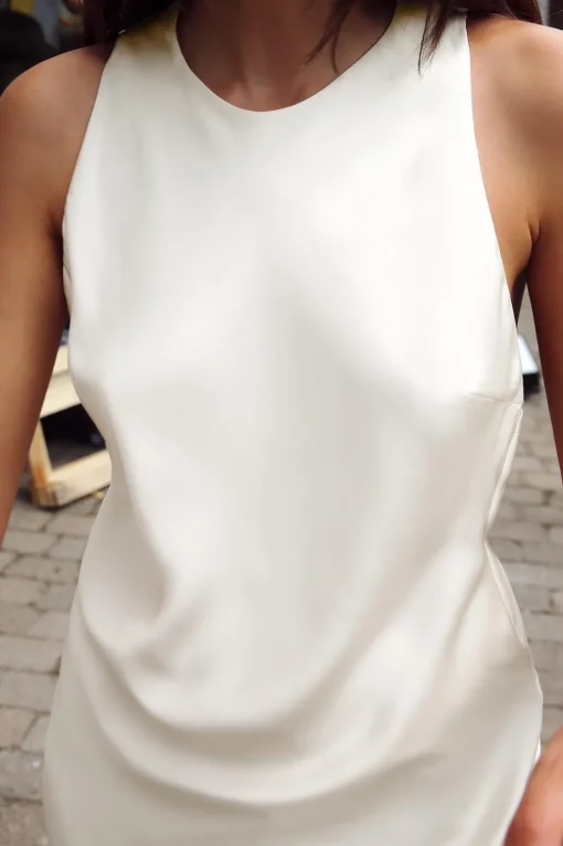 VESTIDO MIDI SATINADO ESPALDA DESCUBIERTA