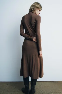 VESTIDO MIDI SOFT