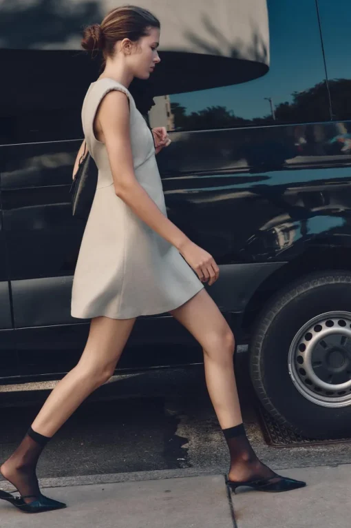 VESTIDO MINI EFECTO BRILLO