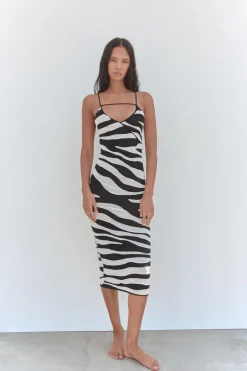 VESTIDO PUNTO EFECTO ARRUGADO