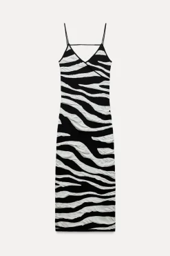 VESTIDO PUNTO EFECTO ARRUGADO